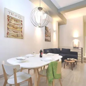 luxury-apartment-near-niguarda-graziano39.it-lombardy.com/