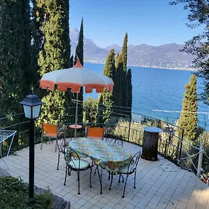 Wonderful View With Pool With Breakfast Gardasee , Torri Del Benaco Italien